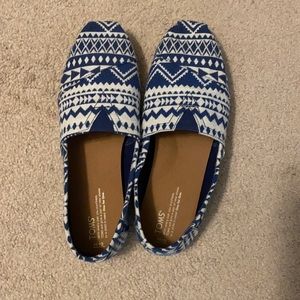 Toms